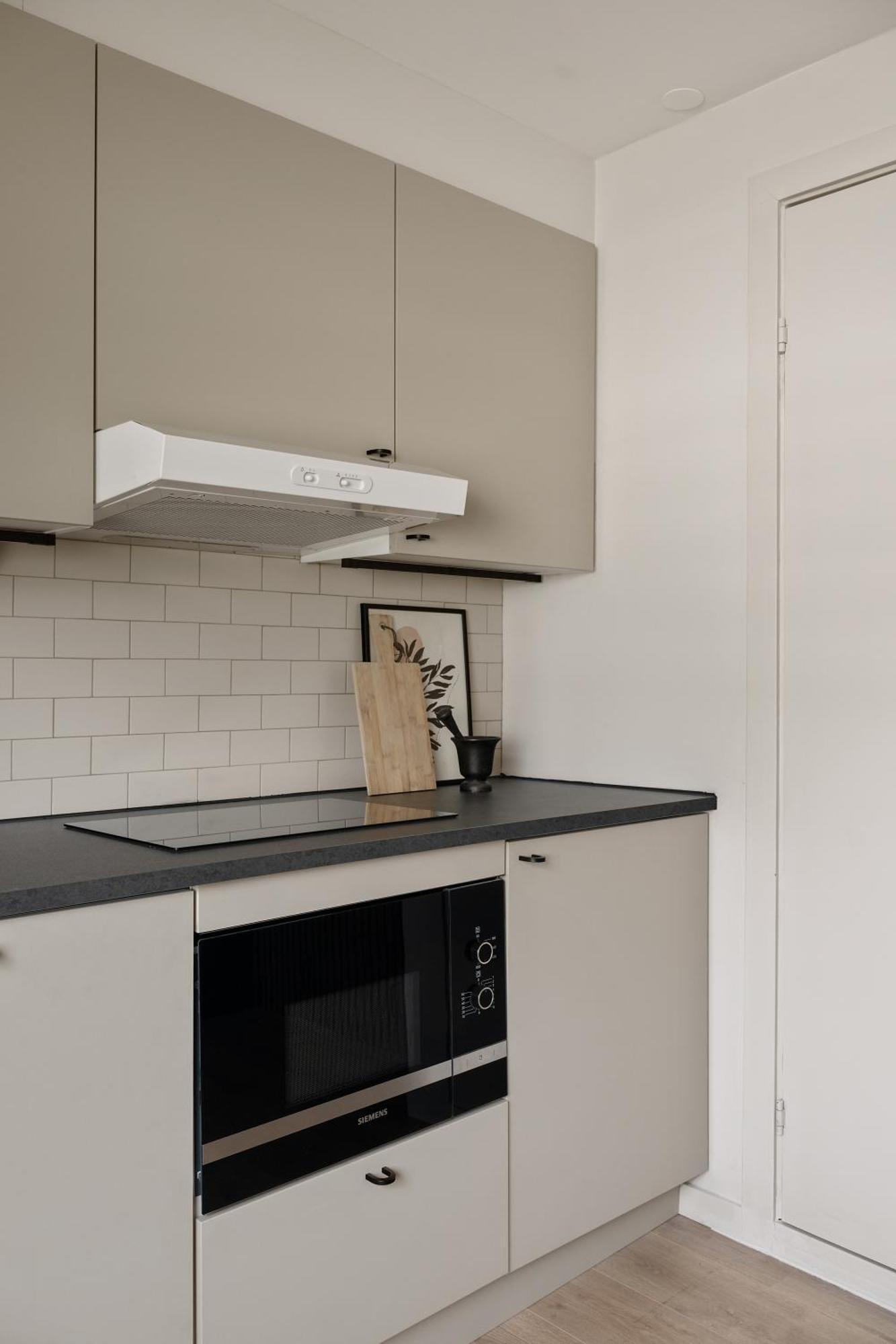 Home Away Apartments สต็อกโฮล์ม ภายนอก รูปภาพ