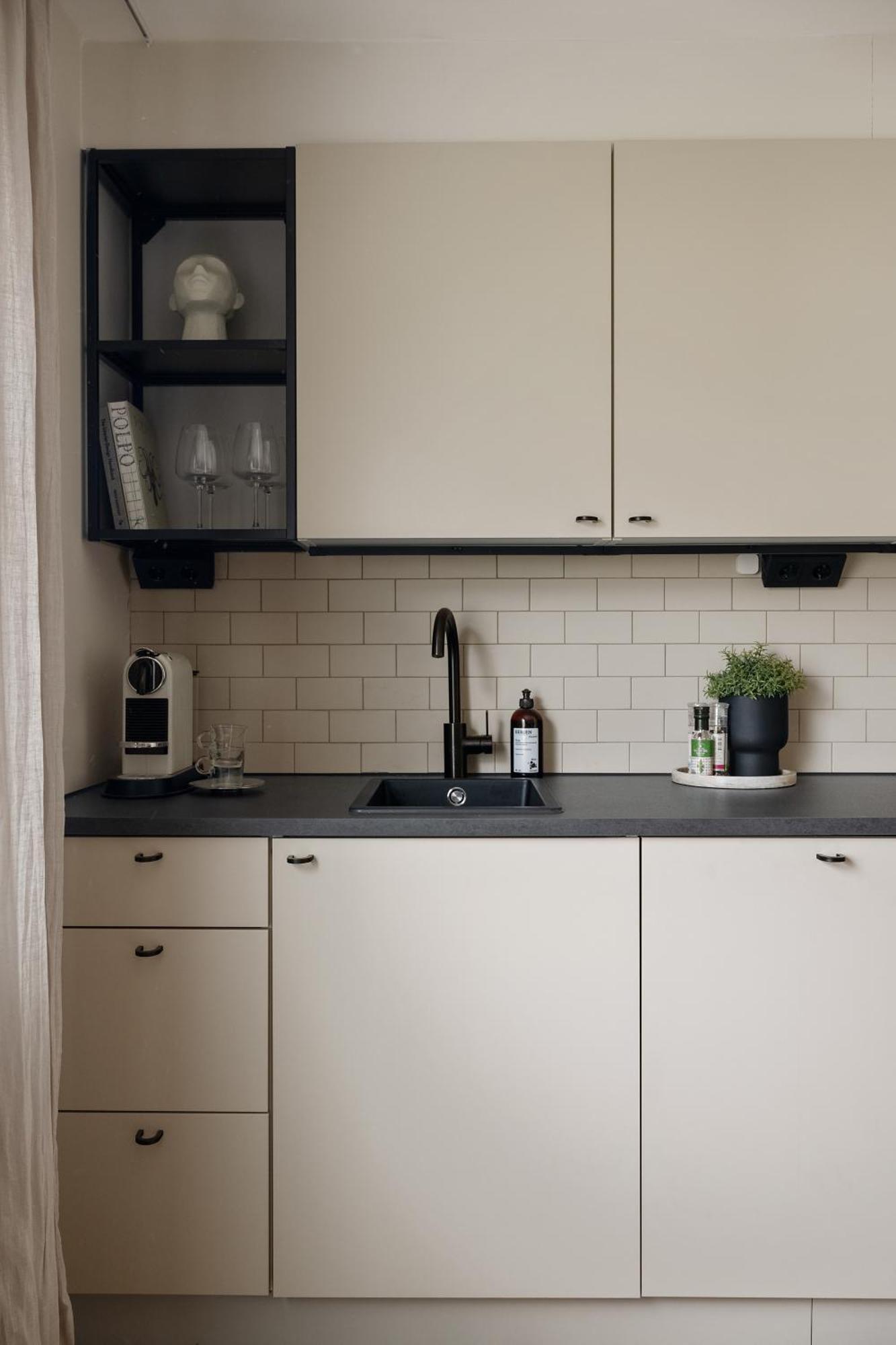 Home Away Apartments สต็อกโฮล์ม ภายนอก รูปภาพ