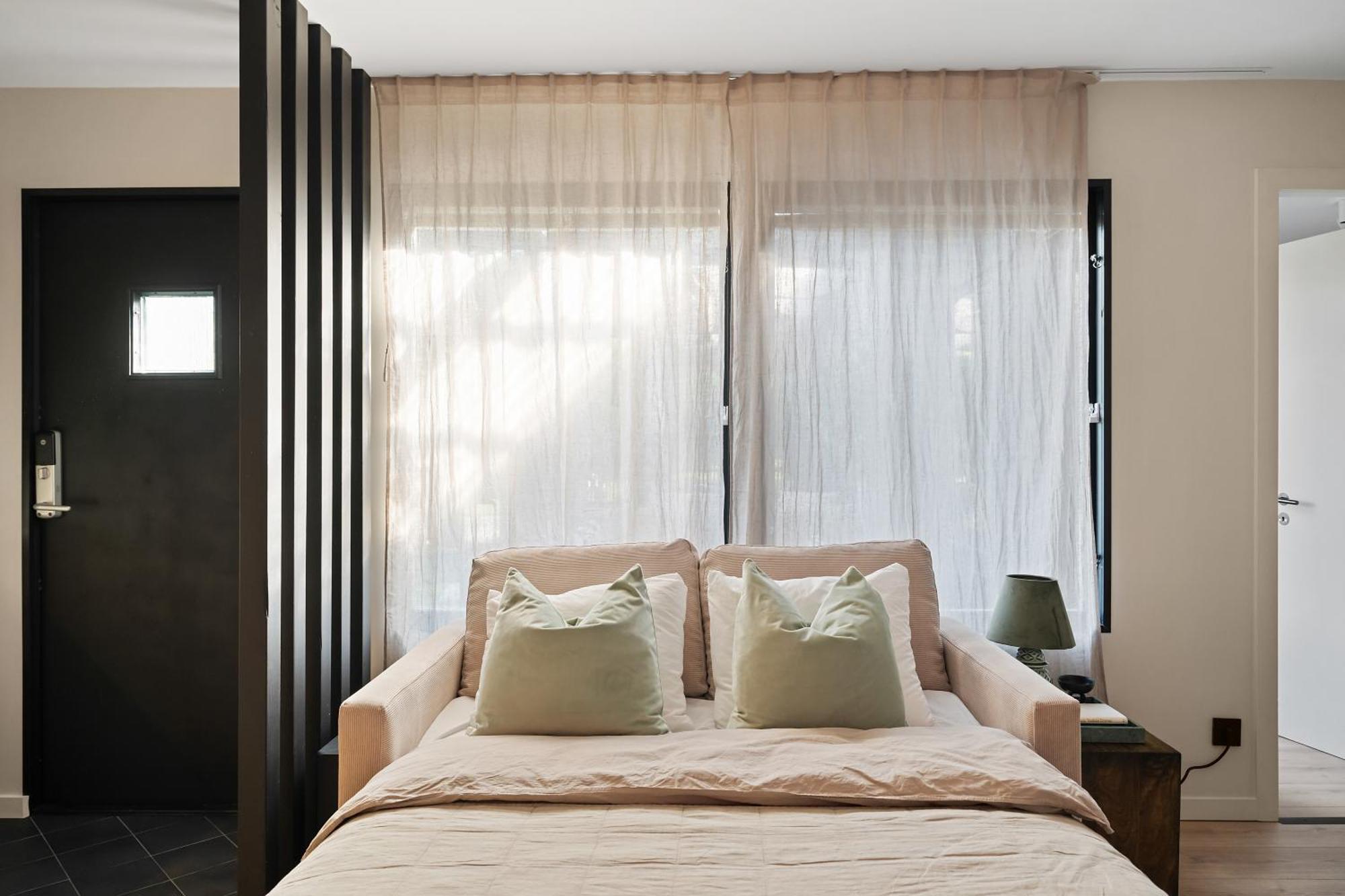 Home Away Apartments สต็อกโฮล์ม ภายนอก รูปภาพ